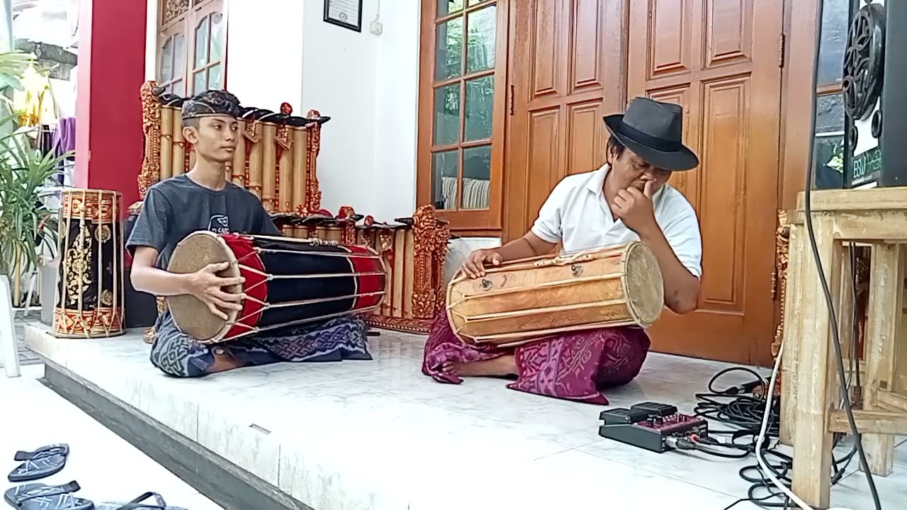 ingin bisa main kendang Bali ! coba cara ini - kendang tunggal Jauk keras dg  
