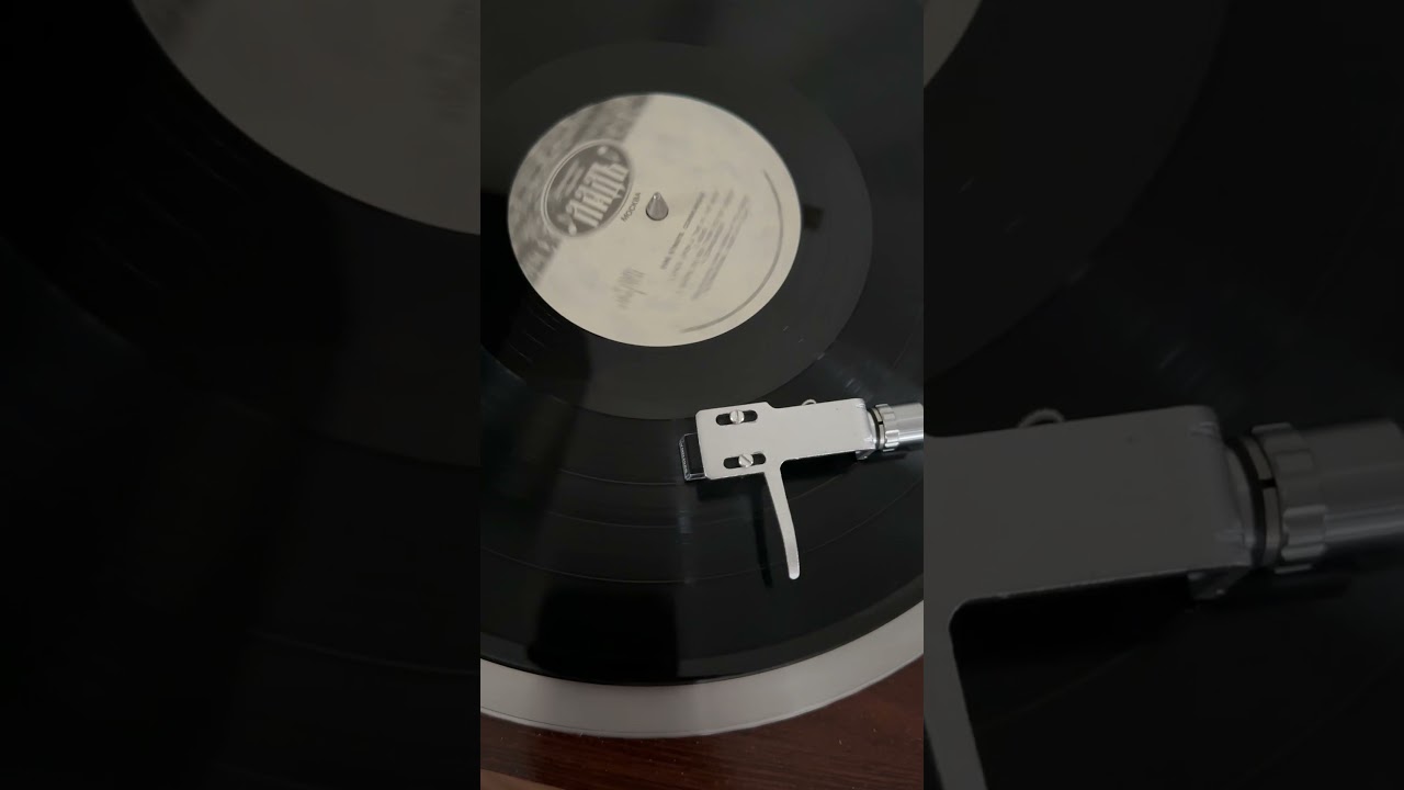 Communiqué от Dire Straits 