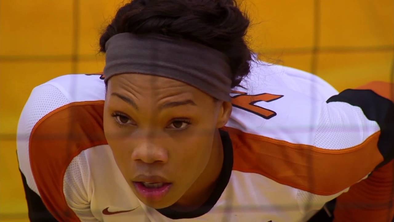 Texas Volleyball: Catching up with Khat Bell [June 24, 2016]