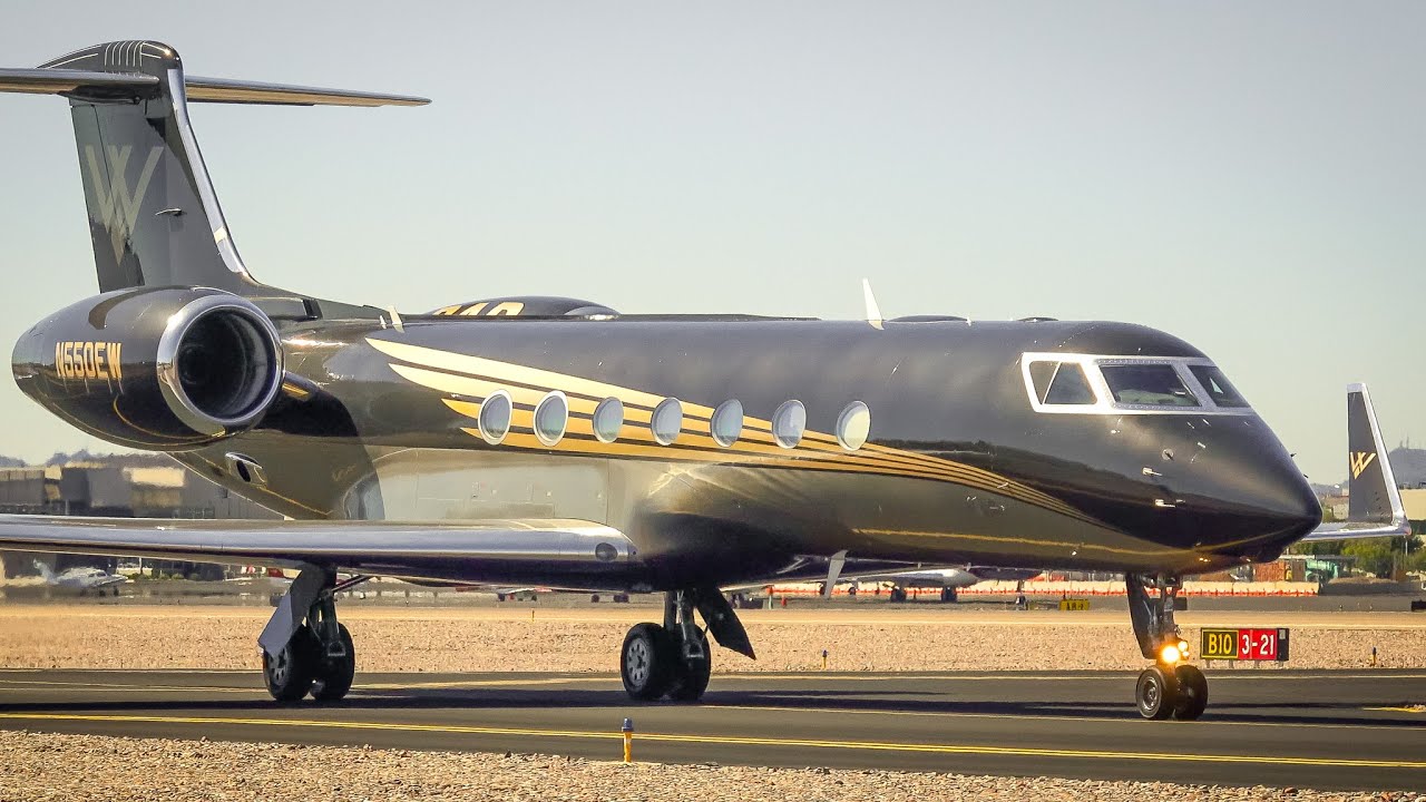 Private Jet Traffic at Scottsdale Airport | Barrett-Jackson 2025 (4K)