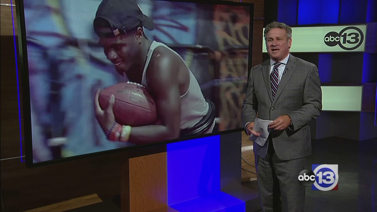 El Campo TX High School Runningback feature story on ABC 13 Houston.
