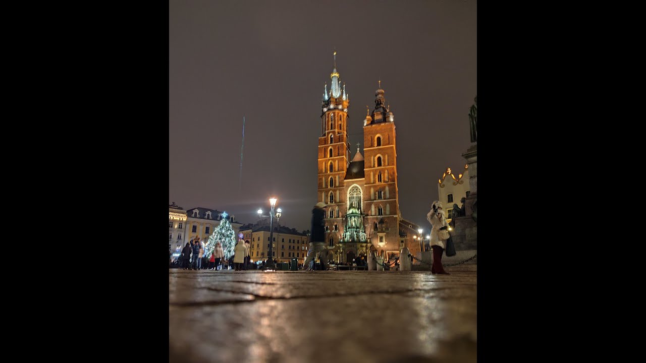 KRAK&Oacute;W NOCĄ 2026 rok;