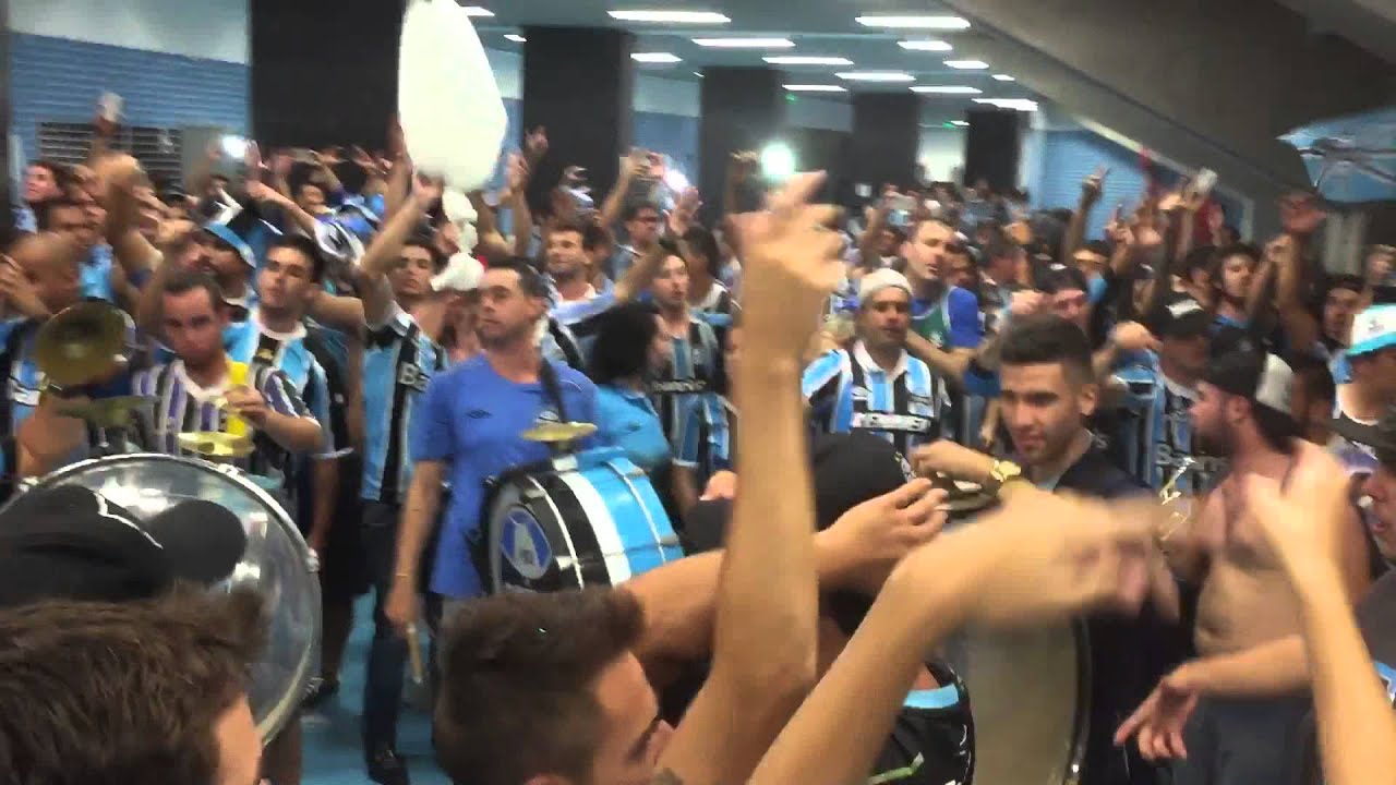 Aquecimento + Entrada banda Geral do Grêmio - 02/03/2016 Grêmio 4x0 Ldu  Copa libertadores