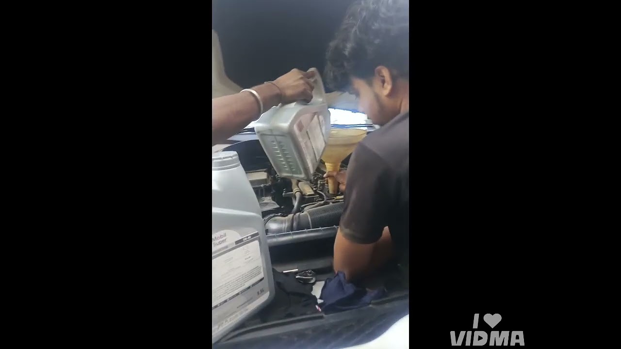 MercedesGLc220d servicing video