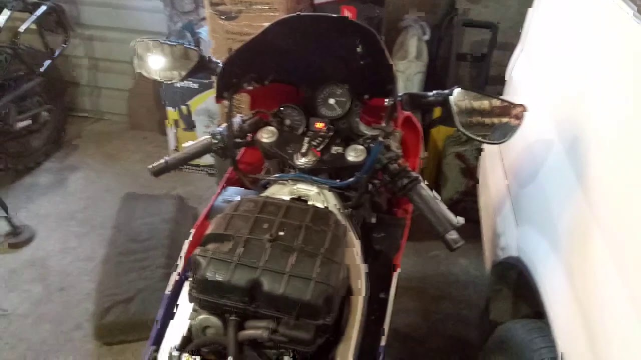 Honda VFR 400. Насос подкачки (бензонасос) на карбюраторный мотоцикл. Комплект проблем прилагается.