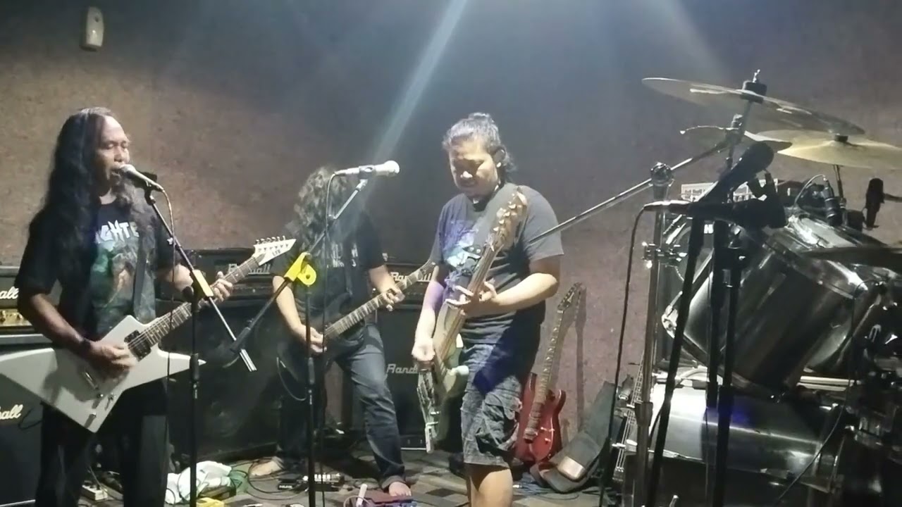 Seek and destroy 