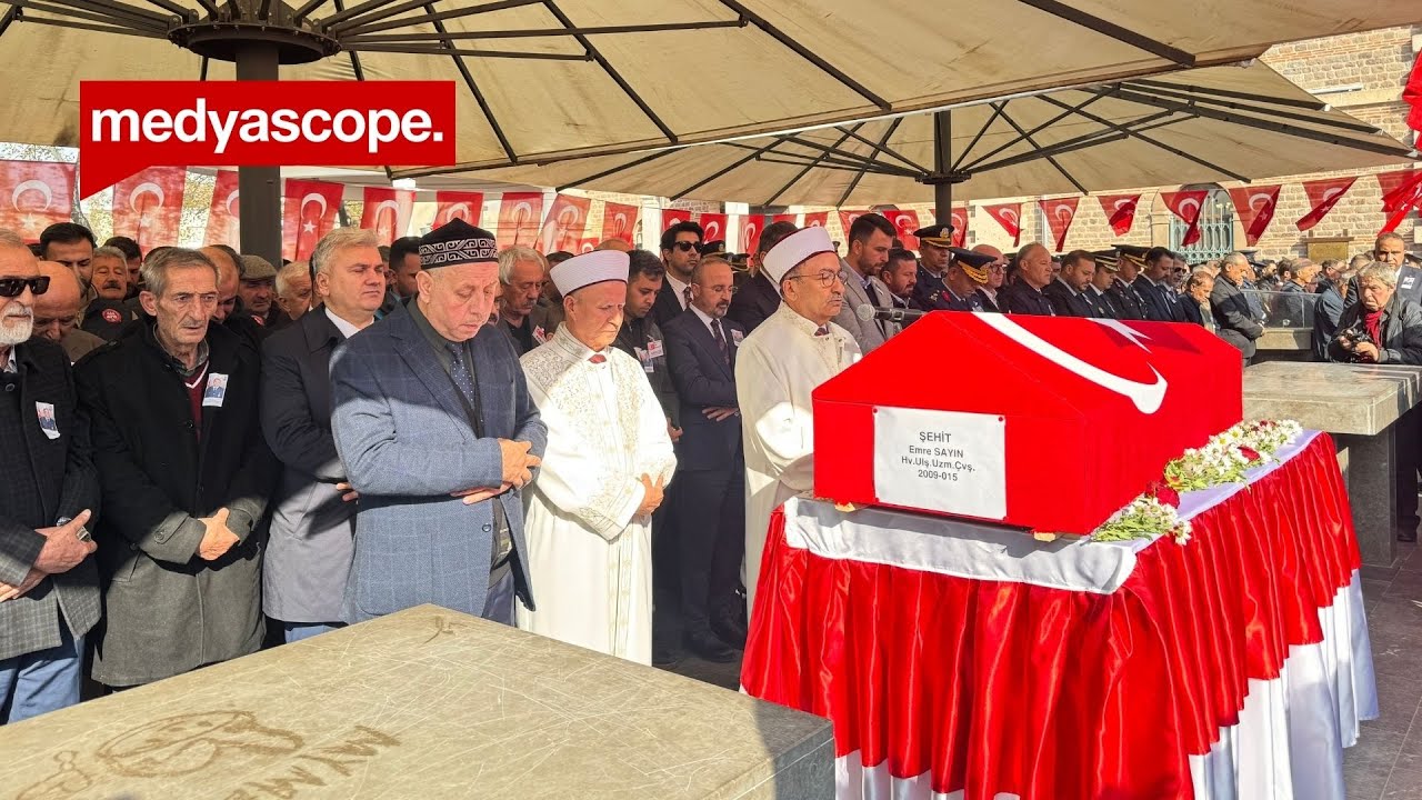 Şehit Hava Ulaştırma Uzman Çavuş Emre Sayın, Balıkesir'de son yolculuğuna uğurlandı #CANLI