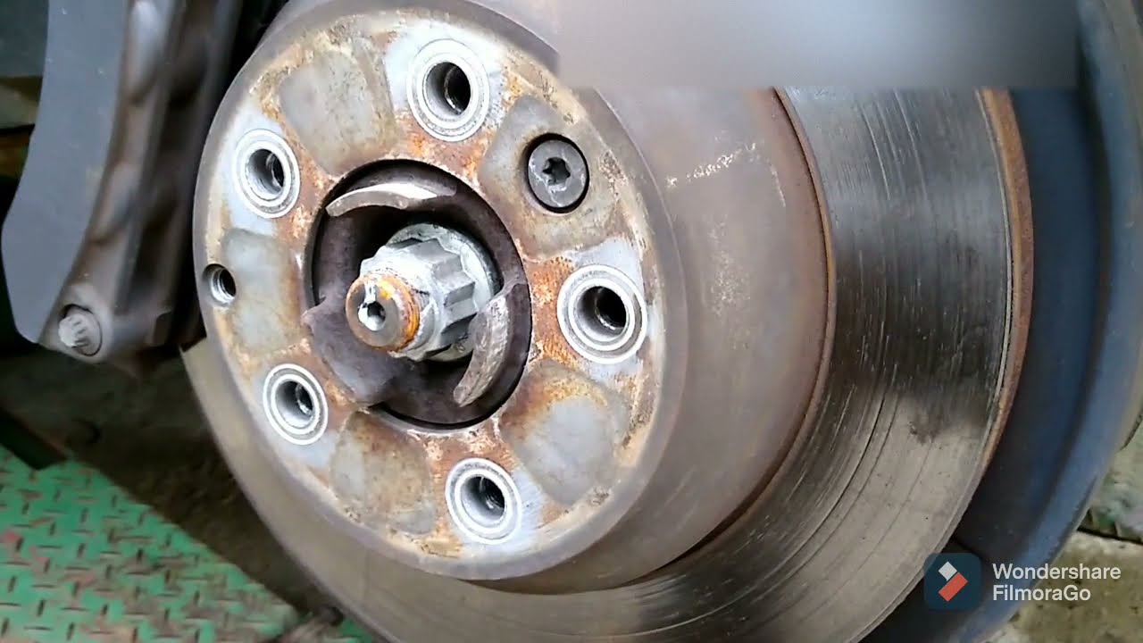 2012 Vw Touareg - Parking brake malfuncion.