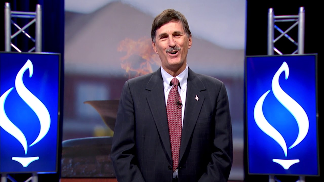 Lee University Chancellor Paul Conn Congratulates Dixon Pentecostal Research Center