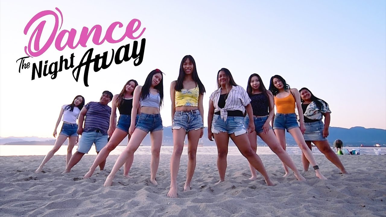TWICE (트와이스): 