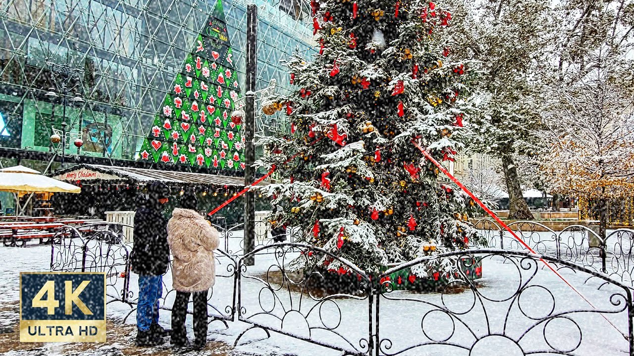 First Snow in Budapest Christmas Market 🇭🇺 4K Walking Tour 2023