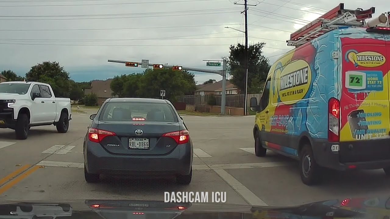 Crazy Driving Fails! 