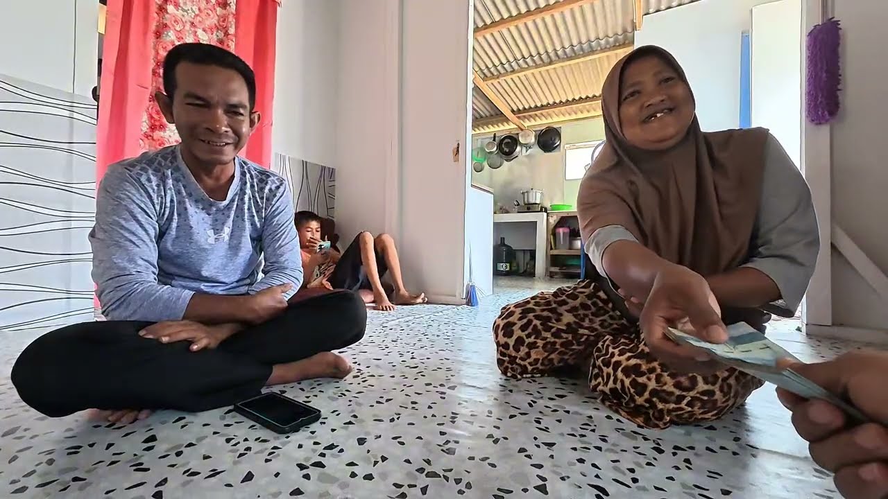 Kak Noi Terime Gaji