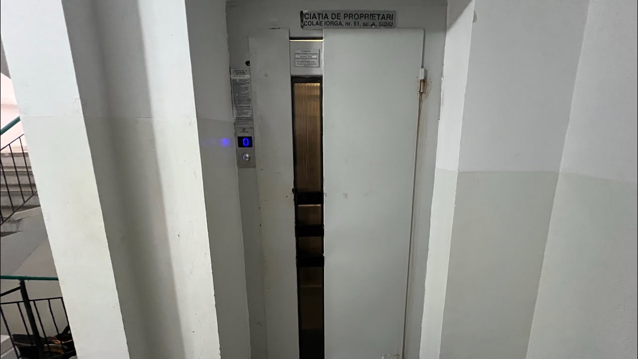 Nice Old Modernised IFMA Traction Elevator@Strada Nicolae Iorga Bl.51 Sc.A, Sibiu, Romania