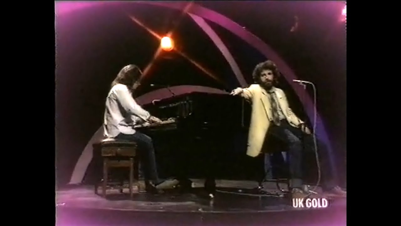 Godley & Creme - Five O'Clock In The Morning ( Orig. Footage From Banned TOTP  22/12/77 Stereo Rem )
