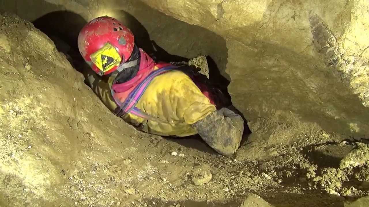 Etroiture en spéléologie
