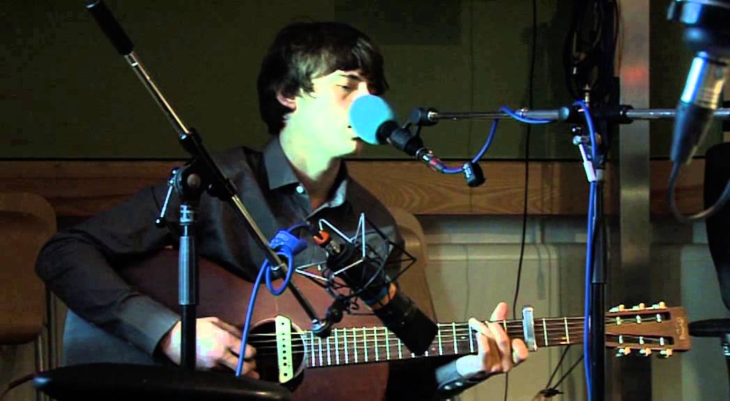 Jake Bugg - Someone Told Me - Live on BBC Radio 2