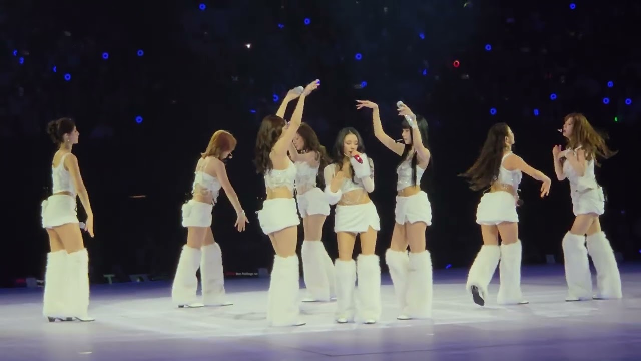 260306 TWICE - Moonlight Sunrise @ This Is For in Hamilton