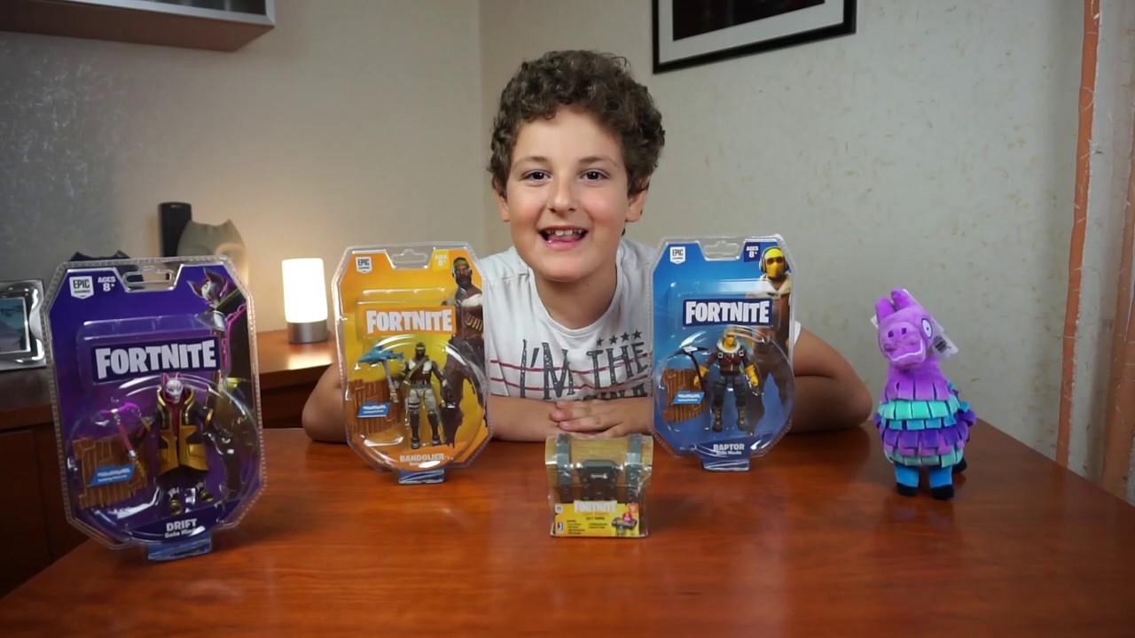 FORTNITE, spacchettiamo un LAMA, una Chest, e tre BELLISSIME Skin con tante armi!