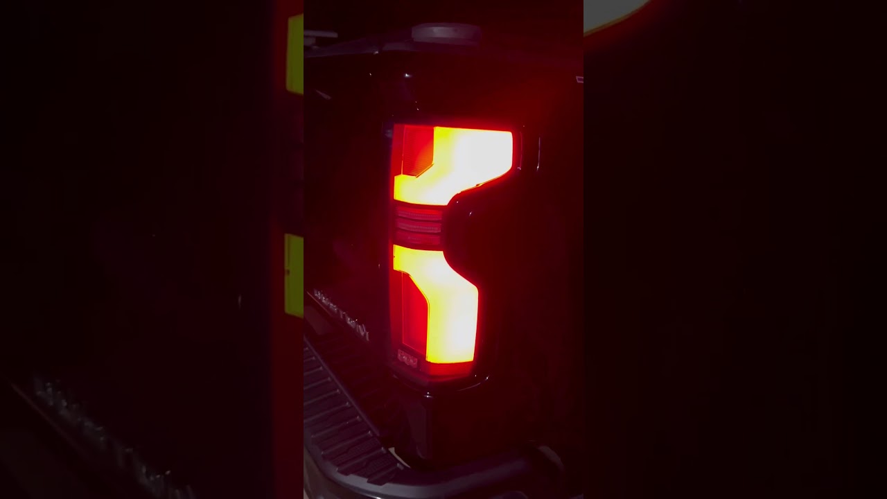 Alpharex Chevrolet Silverado 1500 / 20-25 LUXX-Series LED Tail Lights  #led #alpharex #silverado