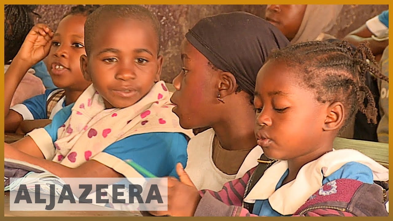 Cameroon's language dispute keeps schools shut