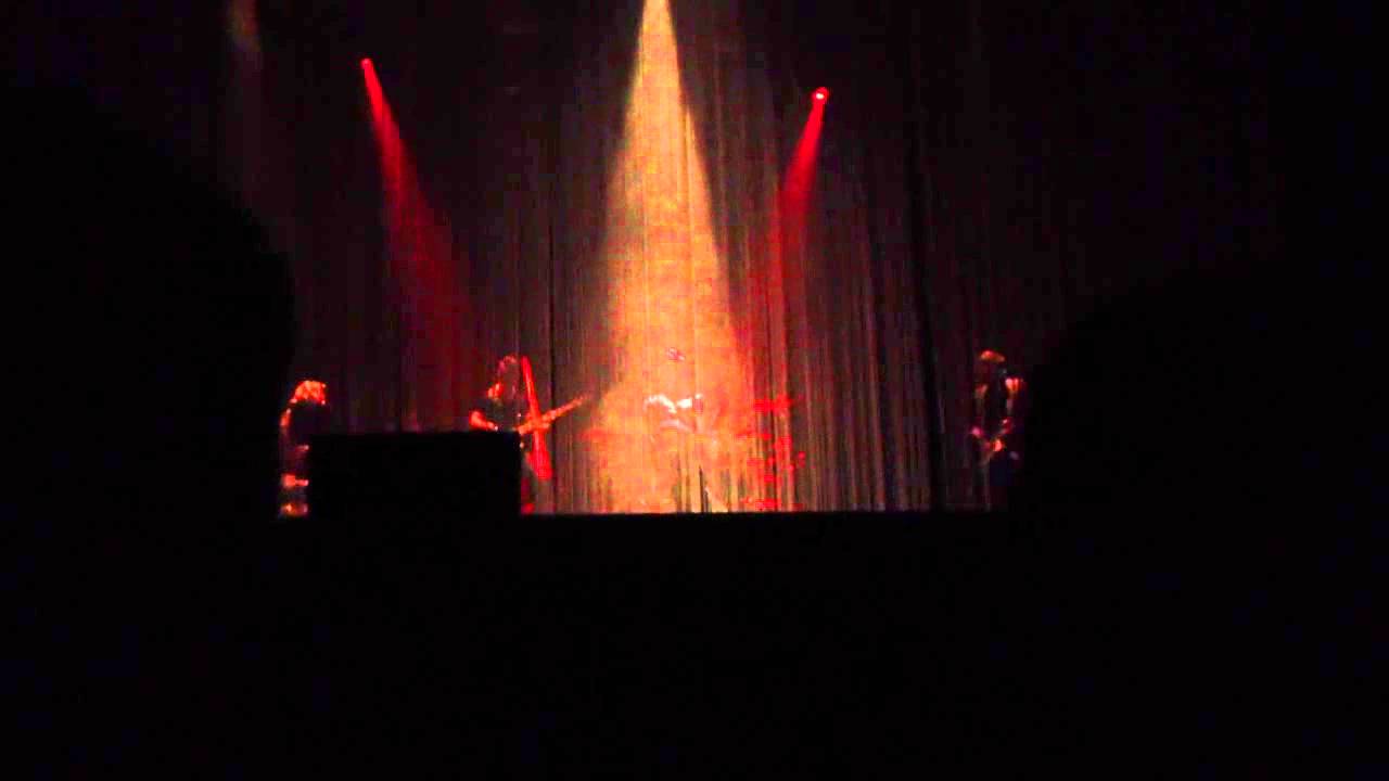 Anna Oxa - Non Scendo live @Roma,Sistina