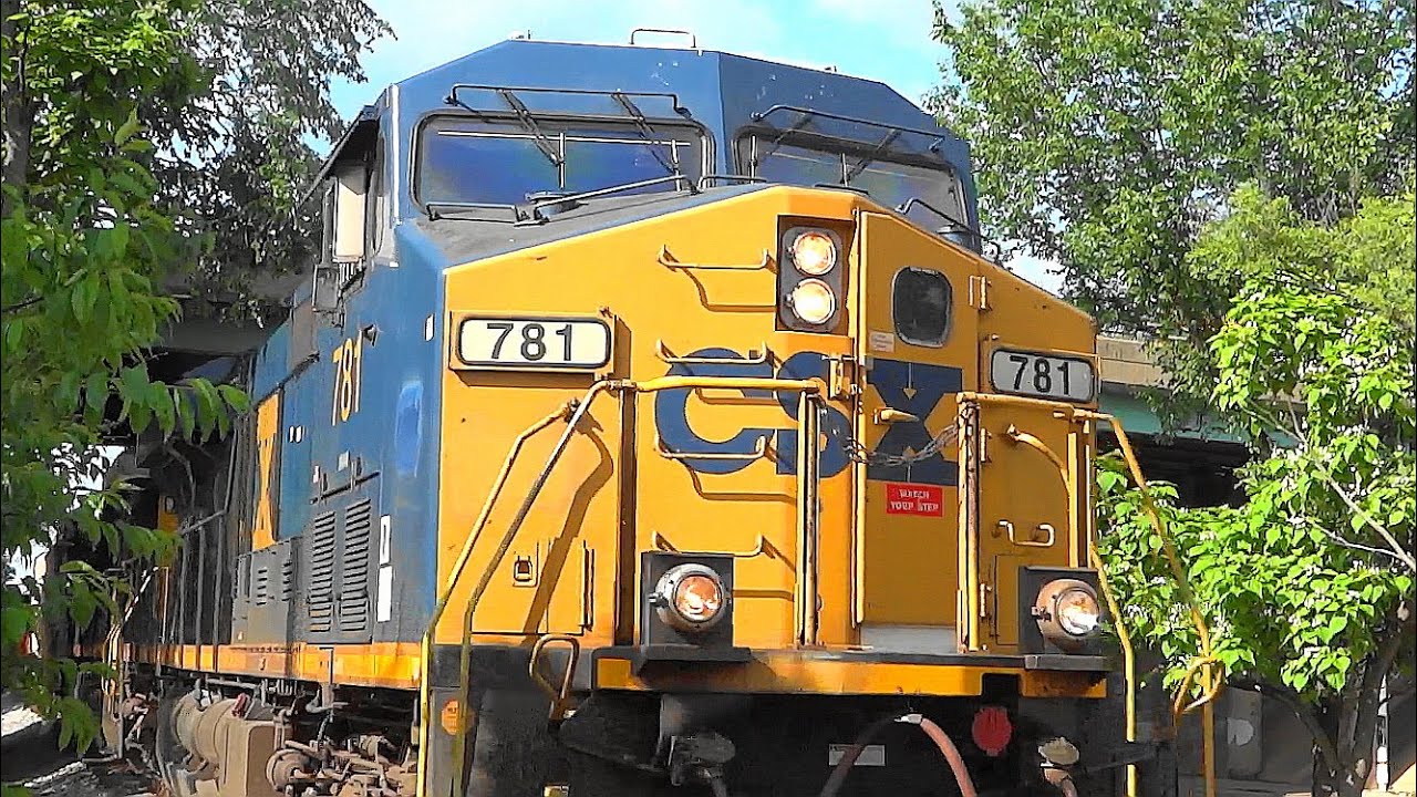 CSX Freight Train @ Riverdale Park