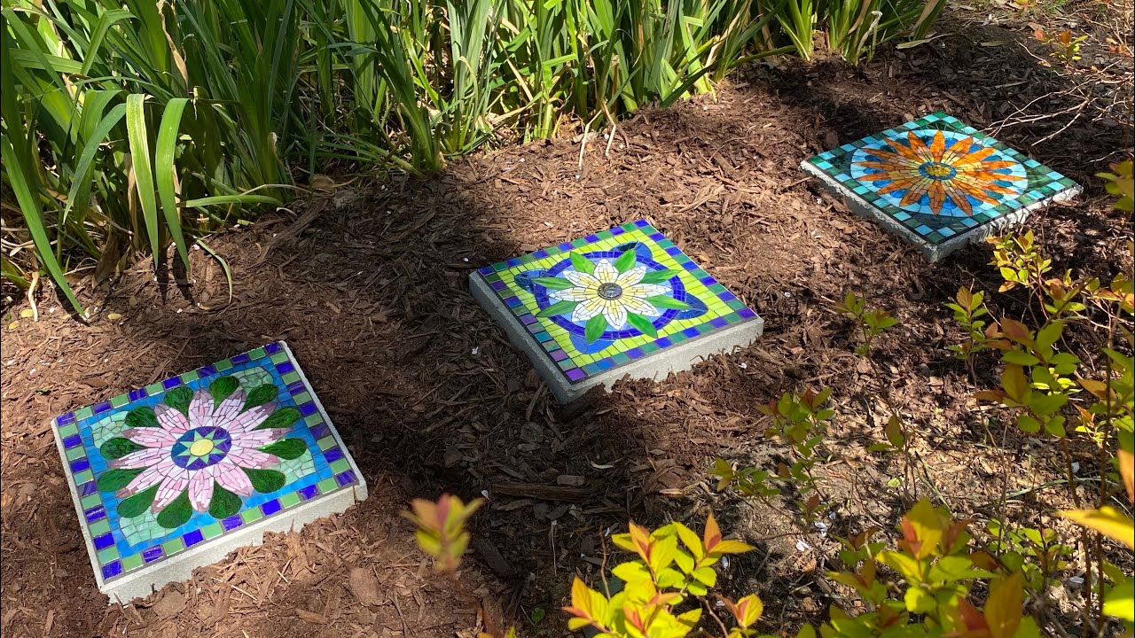 Ep. 98 MORE MOSAIC SUNFLOWERS and Finishing the Mosaic Stepping Stone Path!