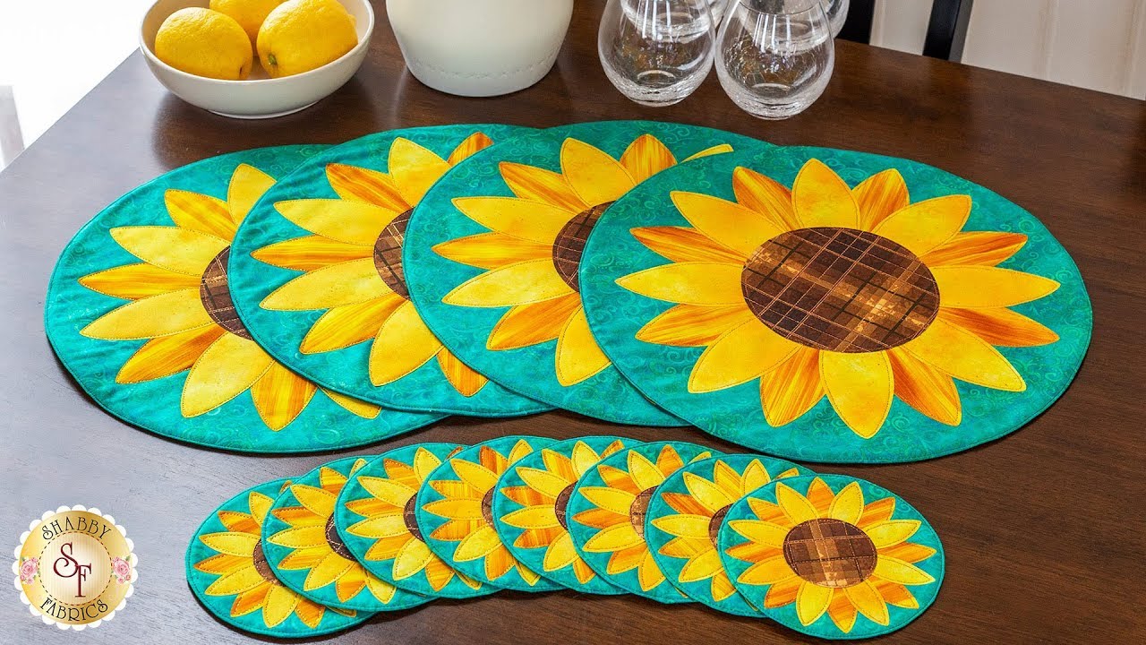 Table Glitz Series - August | A Shabby Fabrics Sewing Tutorial