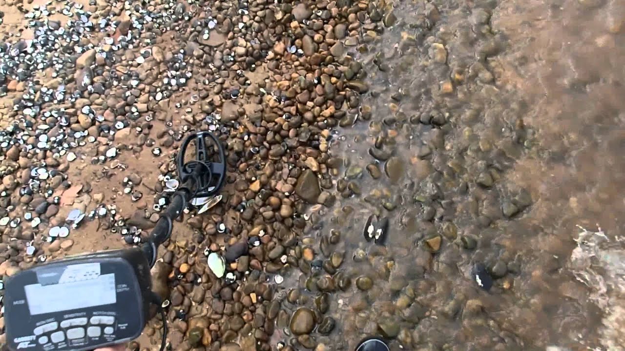 Deer Antlers and Silver in the river! | Nugget Noggin