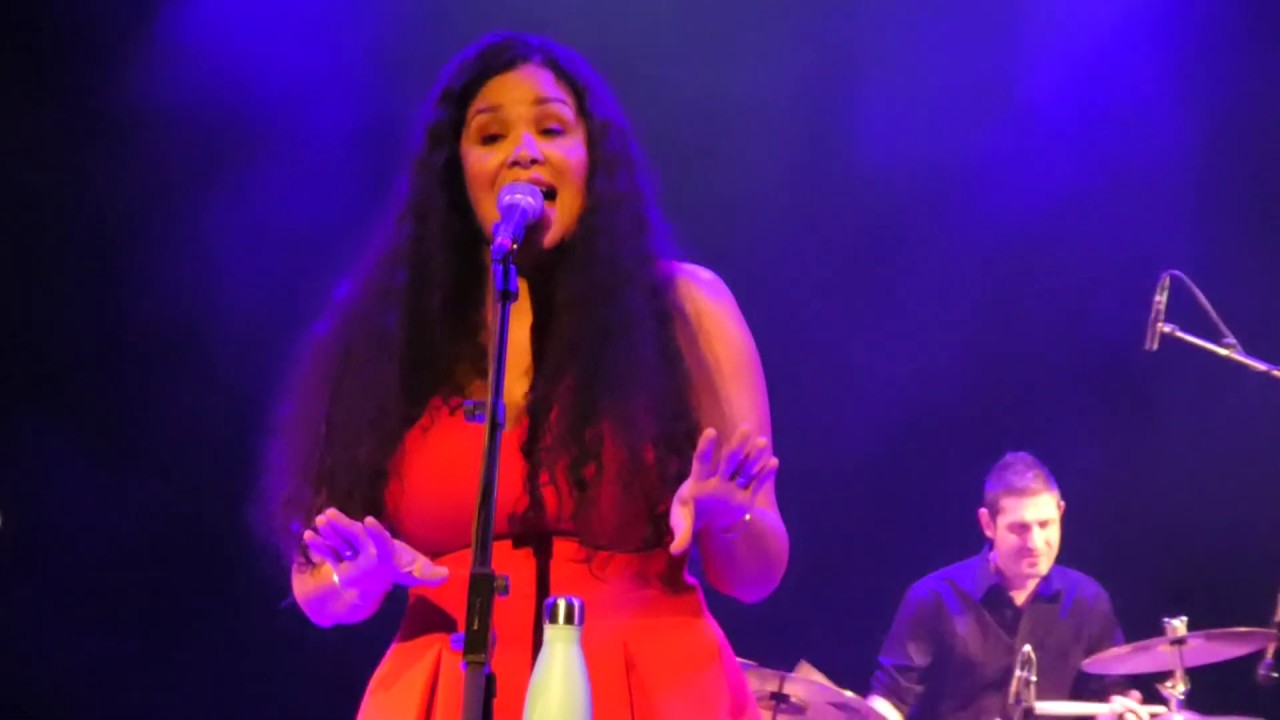 Kyla Brox à Tremblay - In the morning + Bluesman's child