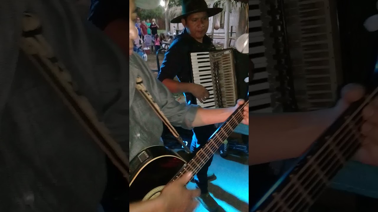 GRUPO ESTILO TERENA NA ALDEIA ARGOLA 12/10/21