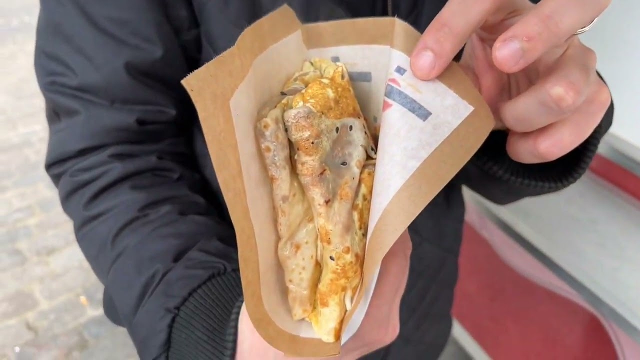 Bingo, the best Chinese food truck in Copenhagen, Denmark 🇩🇰 #eating #chinesefood #asianfood