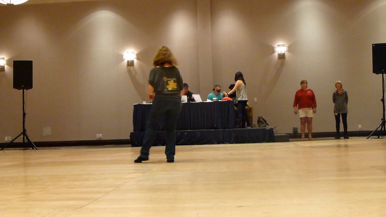 Hands To Yourself Line Dance by A.T. Kinson, Tom Mickers & Lee Easton Demo @2017CD