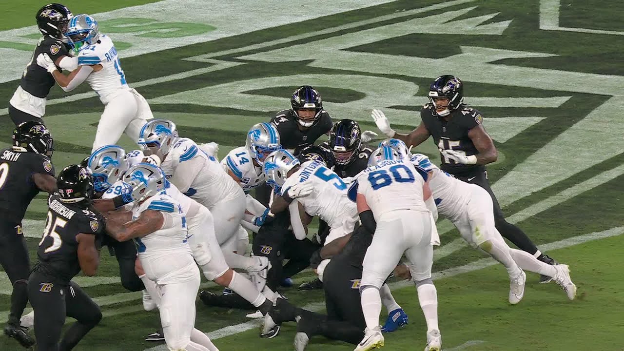 Jahmyr Gibbs and David Montgomery are UNSTOPPABLE in the redzone 😮&zwj;💨