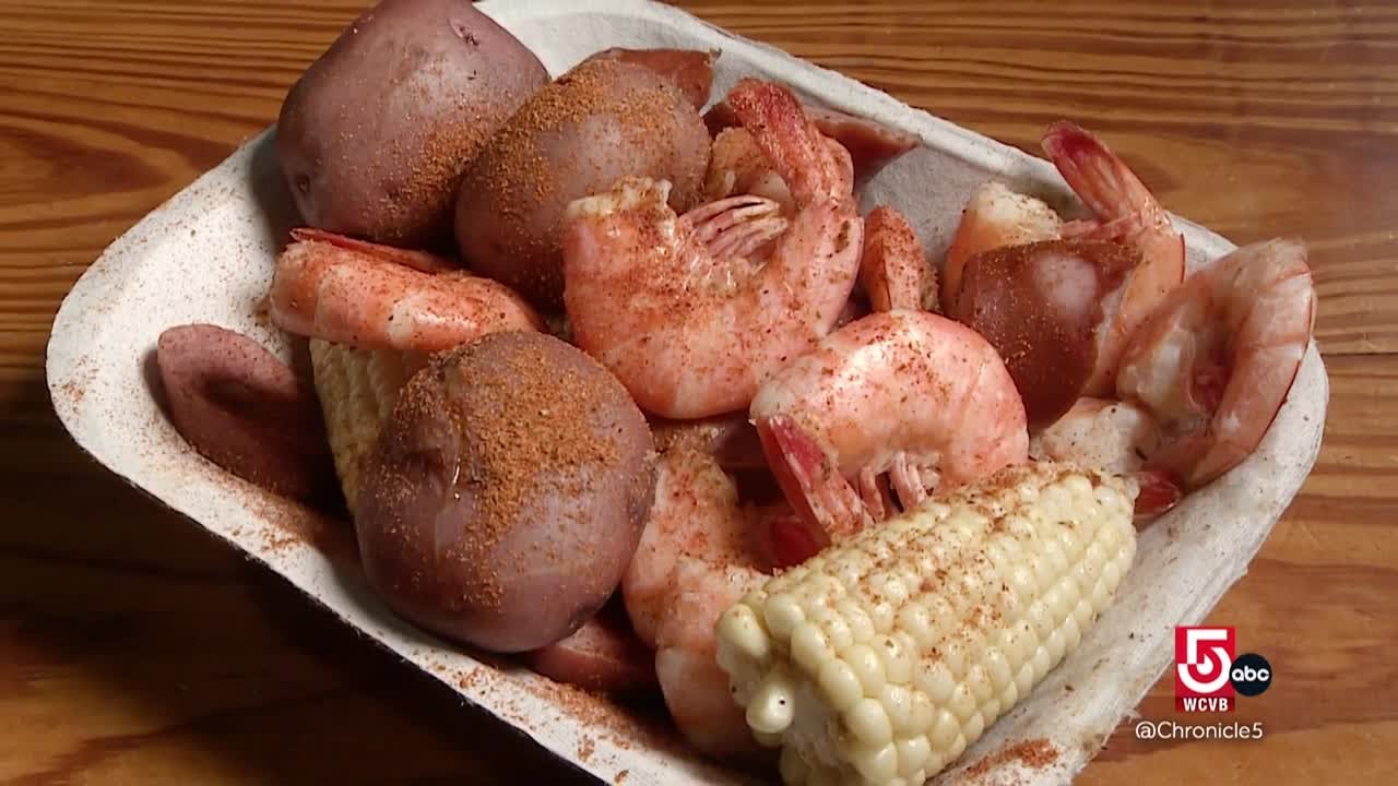 Food scene in Charleston, South Carolina is buzzing
