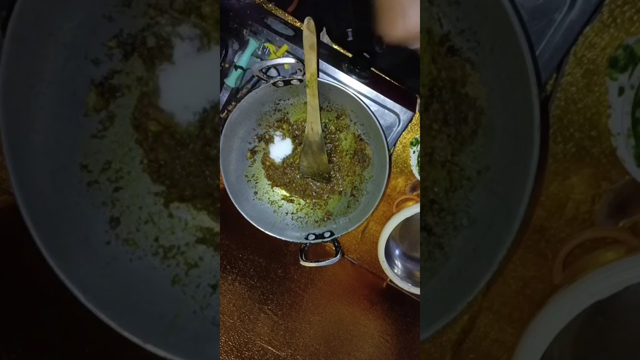 सर्दियों की सबसे हेल्दी सब्ज़ी! 🥬🫛 Matar Palak Sabji 😍 #matar #palak #recipe #shorts 