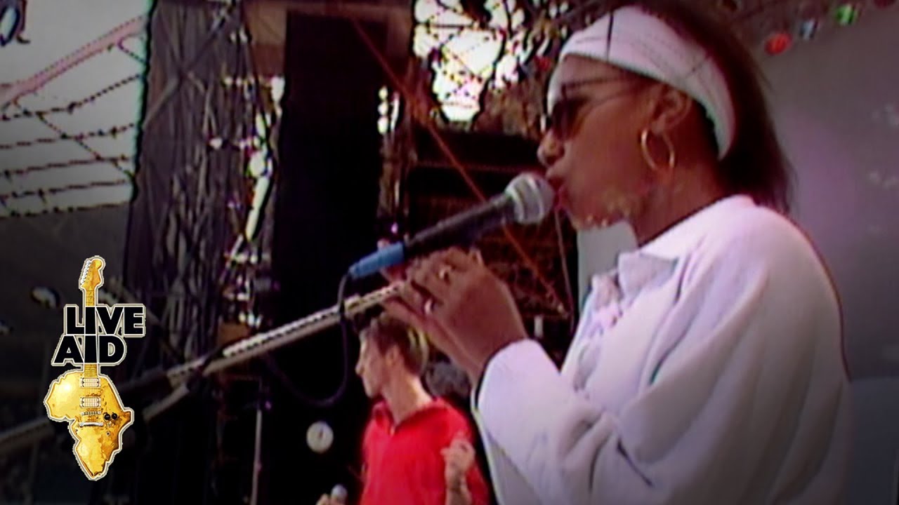 The Style Council - Walls Come Tumbling Down! (Live Aid 1985)