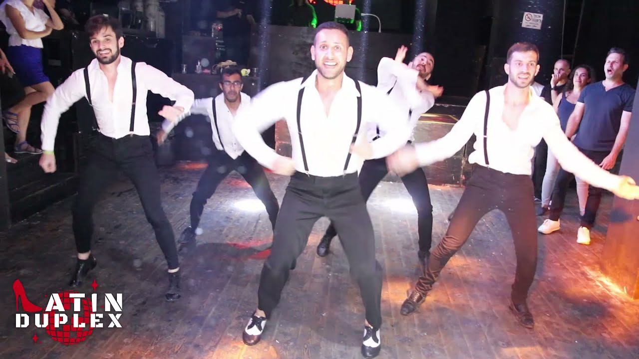 Tav's Band - Cuban Salsa performance