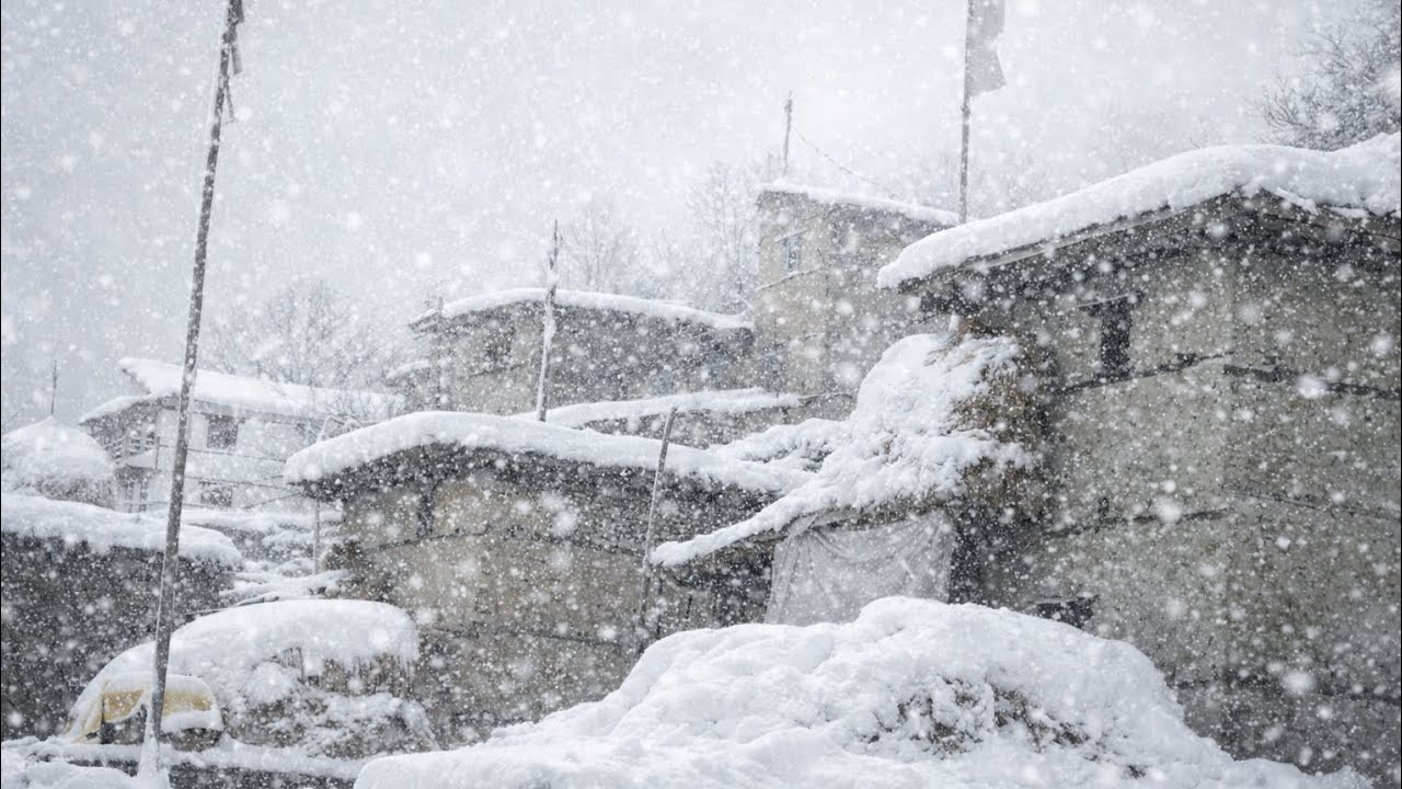Life in a Himalayan Village During Heavy Snowfall | Peaceful & Relaxing Documentary