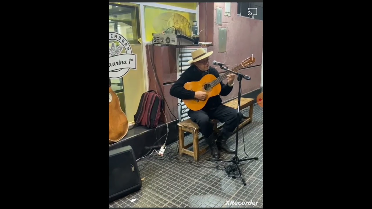 Cuando llora mi guitarra. Alfredo Romero