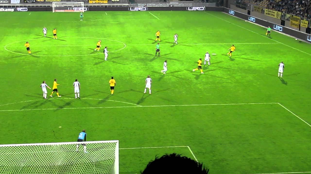 Roda JC - NAC Breda 4-3, doelpunt / goal Laurent Delorge 2-0