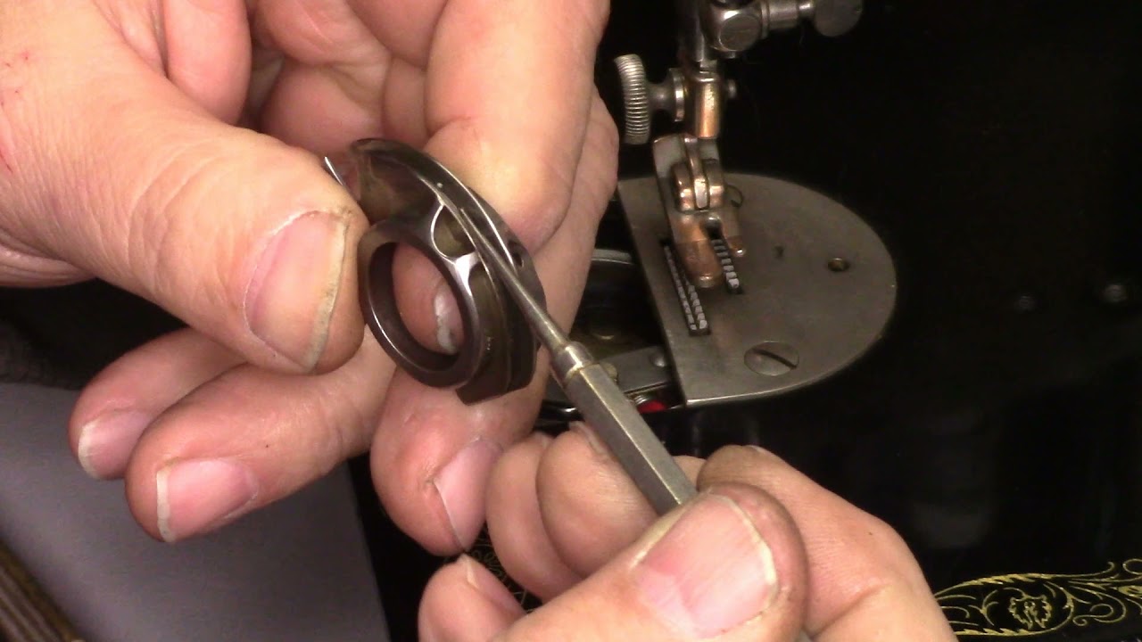 Reinstall the Bobbin Case in a Late Model Singer 66