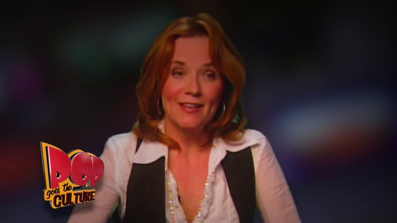 Lea Thompson Talks Back To The Future
