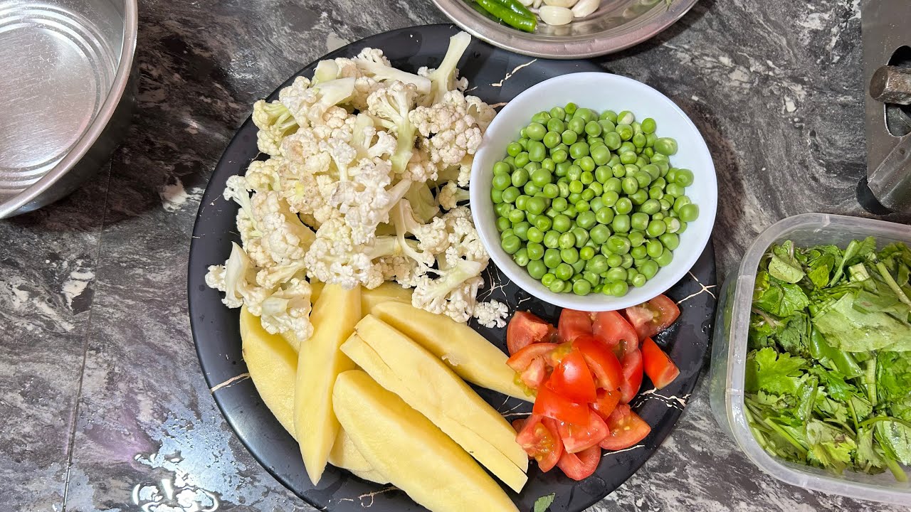 ଘରୋଇ ଷ୍ଟାଇଲ୍ ଆଲୁ–ମଟର–ଫୁଲକୋବି ତରକାରୀ 😋🌿