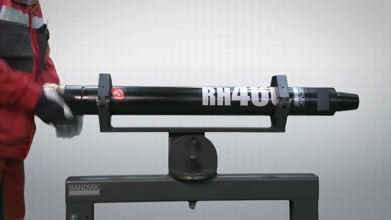 Sandvik RH460 DTH hammer maintanence video