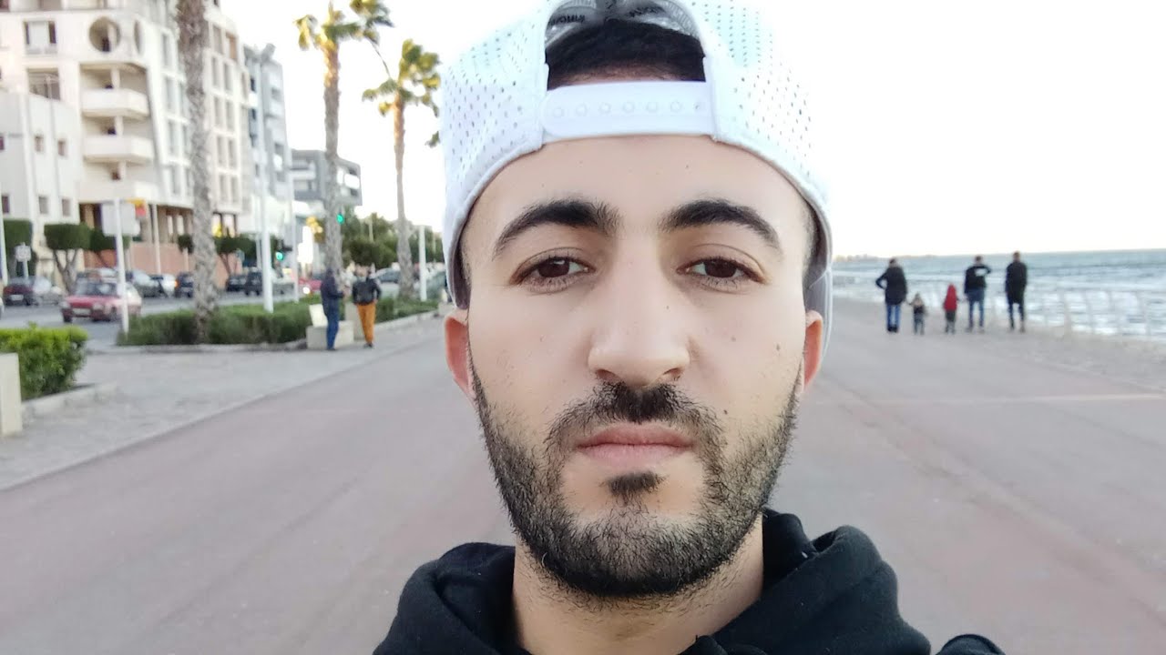 بدأت قناة 