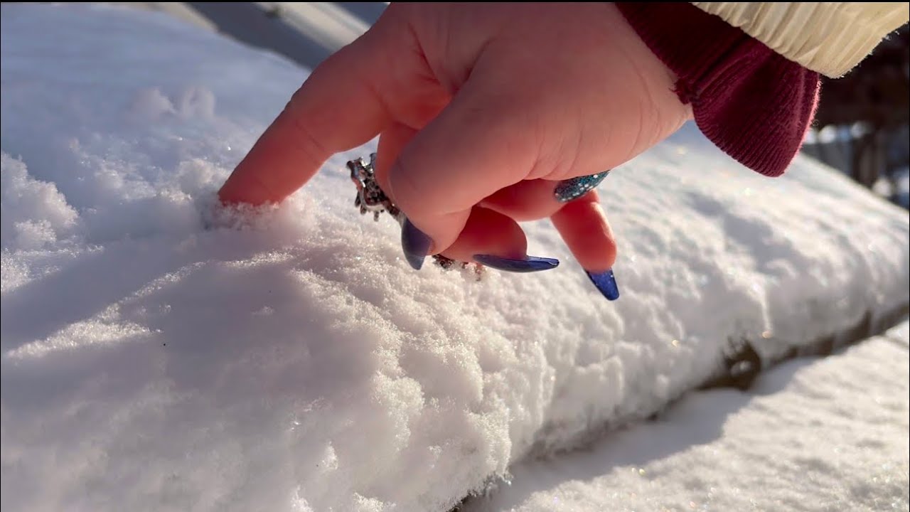 ASMR In a Snowstorm ❄️ (Nature Sounds, Tapping & Scratching, Air Tracing)
