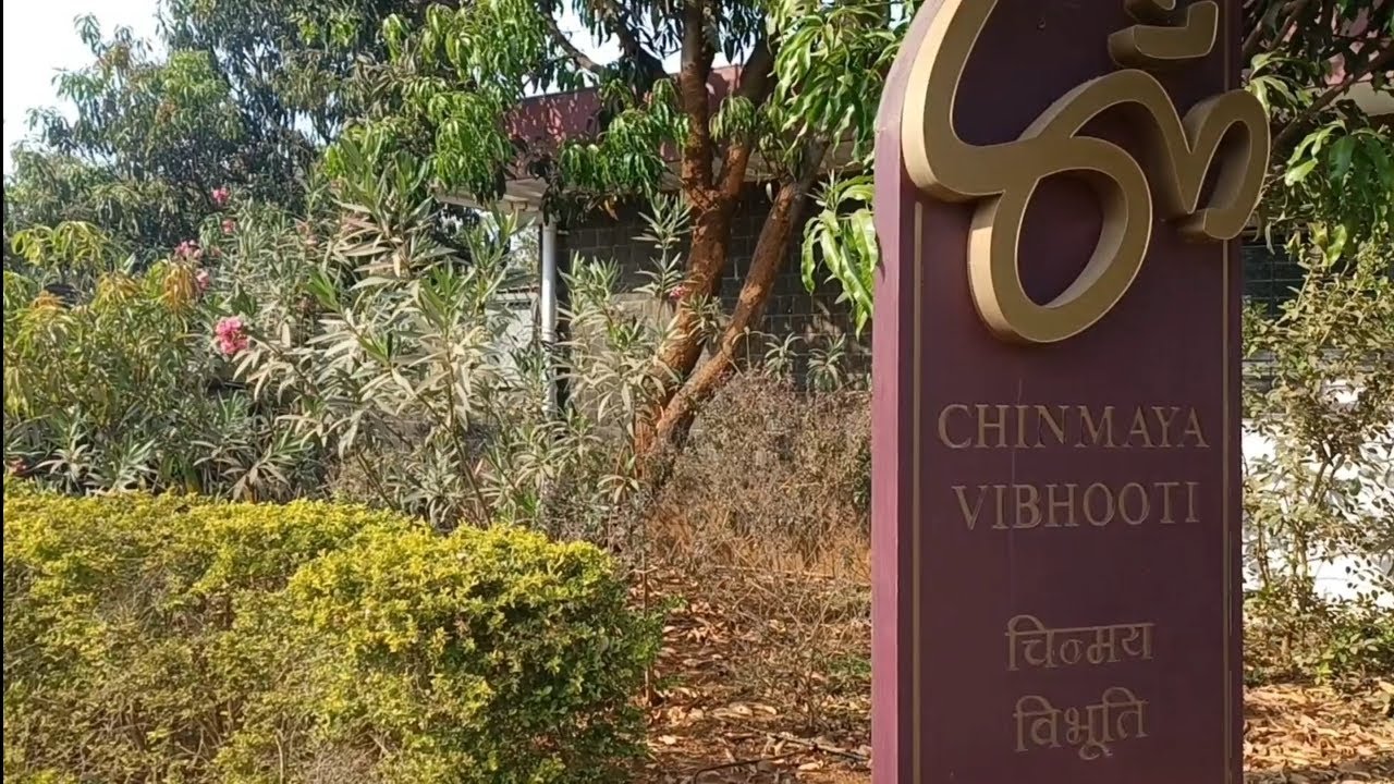 Agni at Chinmaya Vibhooti Ashram, Kolwan, Pune Beautiful place surrounded by mountains ⛰️ ♥️