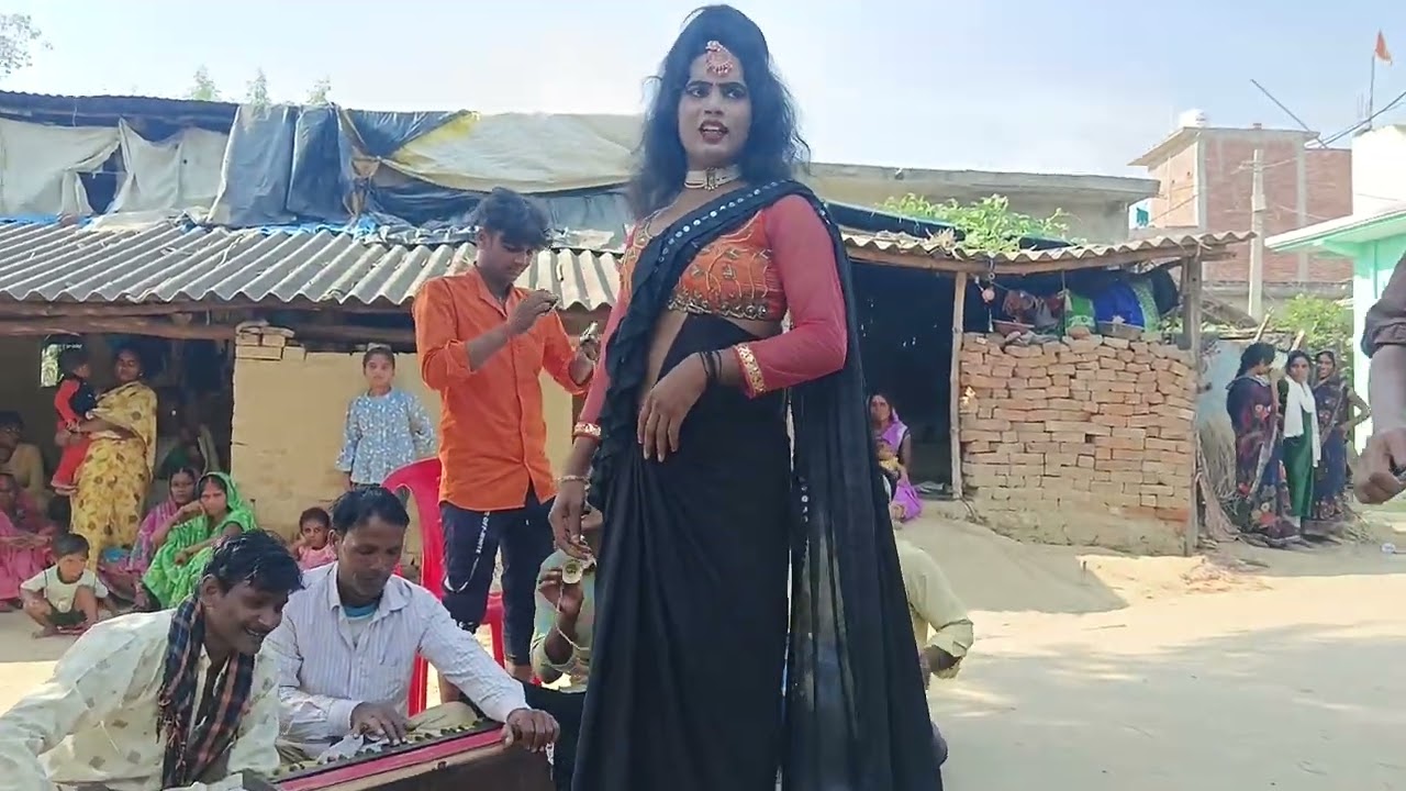 बहे पुरवइया के लहरा हो रतिया सैया बालम विक्रम डांसर